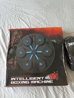 Intelligent Boxing Machine Wall-Mounted Electronic Music Training Target with MM